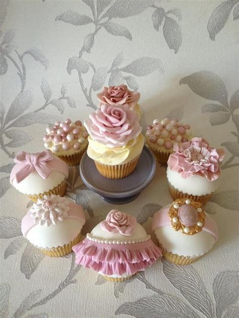 Vintage Cupcakes Decorated Cake By Claire S Cakes And Cakesdecor