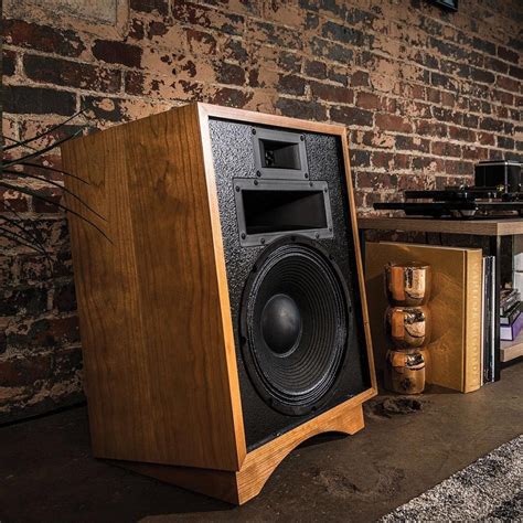 Les Klipsch Heresy Iii Enfin Disponibles Audiophile