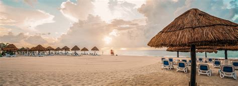 Beachfront Resort in Cancun - The Royal Sands