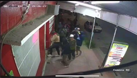 VIDEO Capturan A Cinco Delincuentes Que Asaltaron Un Comercio En El