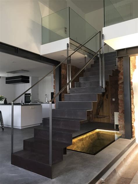 Industrial Staircase Design Ideas, Remodels & Photos