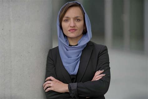 Zarifa Ghafari Afghane En Exil Le Monde Entier Se Joue De Mon Peuple