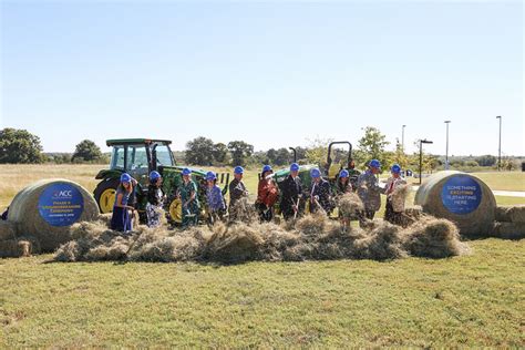 Groundbreaking celebrates Elgin Campus expansion | ACC Newsroom