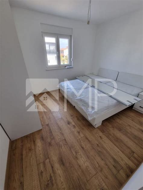 Pula Veli Vrh Penthouse S Tri Spava E Sobe Gara A Novogradnja