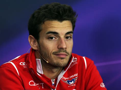 Jules Bianchi trois mois après l accident sa petite amie y croit