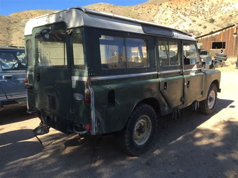 1972 Land Rover Series Lll Station Wagon