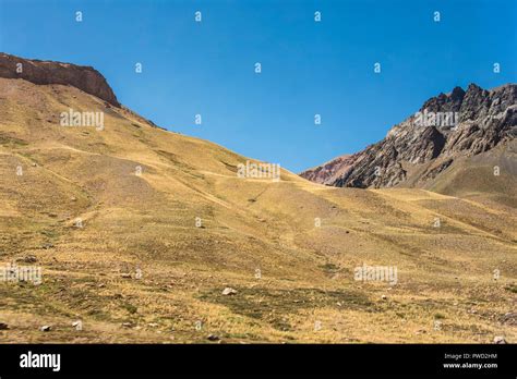 Andes mountains chile hi-res stock photography and images - Alamy