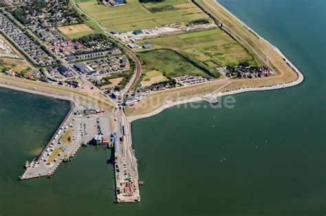 Dagebüll aus der Vogelperspektive Hafenanlagen an der Meeres Küste