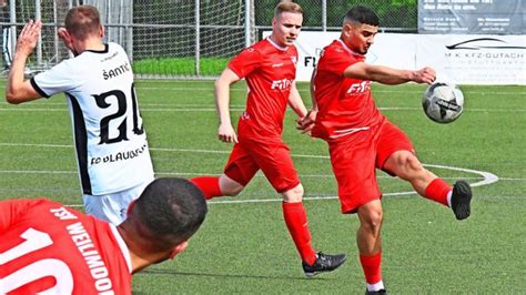 Fu Ball Landesliga Tsv Weilimdorf Weilimdorfer Springen Auf Den