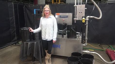 Ambrose Automatic 5 Gal Pail Filler And Lidder Demonstration Youtube