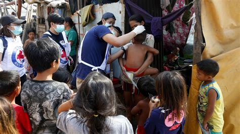 Philippines Measles Outbreak Kills More Than 130 News Al Jazeera