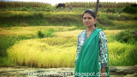 Vani Bhojan Deiva Maghal Shooting Spot Stills