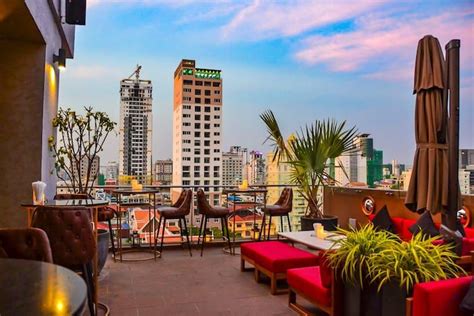 Best Rooftop Bars In Phnom Penh