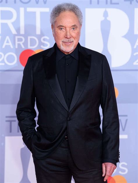 Tom Jones Shares That He Had A Second Hip Replacement