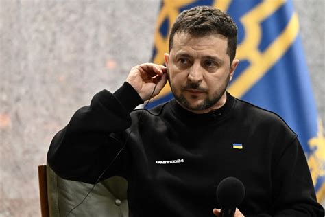 Guerre En Ukraine Jour Zelensky Rend Hommage Ses Troupes