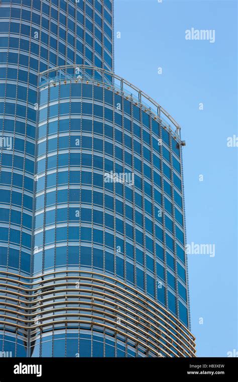 Façade De La Burj Khalifa à Dubaï Limmeuble Le Plus Haut Du Monde