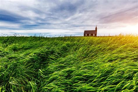 11 Prettiest Churches In Iceland Map To Find Them Iceland Trippers