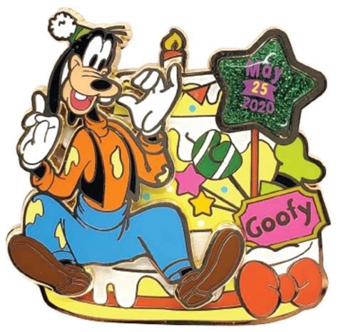 35780 2020 Goofy Birthday Cake Hkdl Character Birthdays Hong