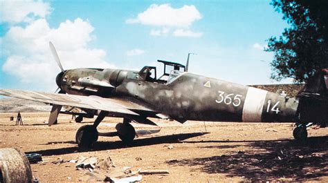 Asisbiz Messerschmitt Bf 109G6Trop RA 150G365SA 365 14 Sicily Italy 1943 02