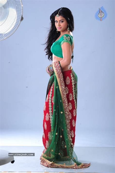 Rachana Mourya Hot Photos Photo 8 Of 39