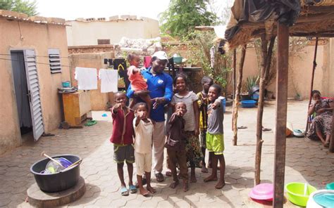 Le Foyer Tonton Gilles Un Refuge Pour Les Enfants Des Rues De Niamey