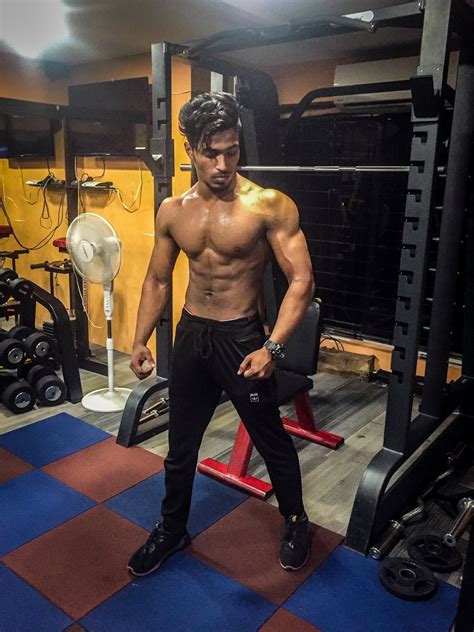 The Muscle Maximizer - So a lot of bodybuilders are running out to get