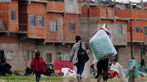 Según la UCA este año la pobreza en Argentina alcanzó el 44 7