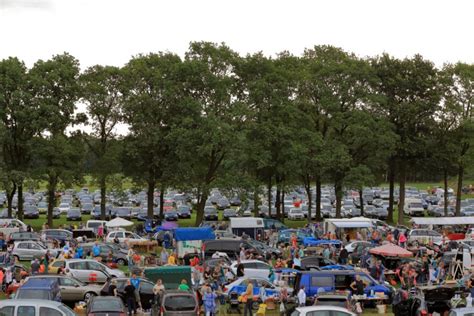 Impressie Vlooienmarkt Juli Bakkeveen Nl