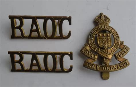 British Army Royal Army Ordnance Corps Cap Badge And Shoulder Titles 14