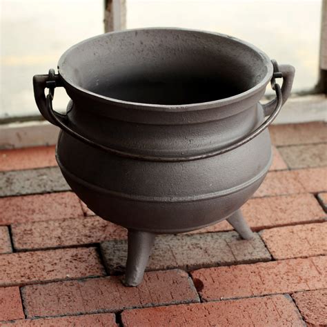 5 Quart Cast Iron Pot Townsends