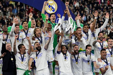 Real Madrid Raih Trophy Liga Champions 2022 Rekor 14 Kali Juara Eropa