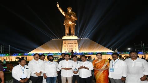 Cm Ys Jagan Participating In Unveiling Of Statue Of Social Justice At Swaraj Madian