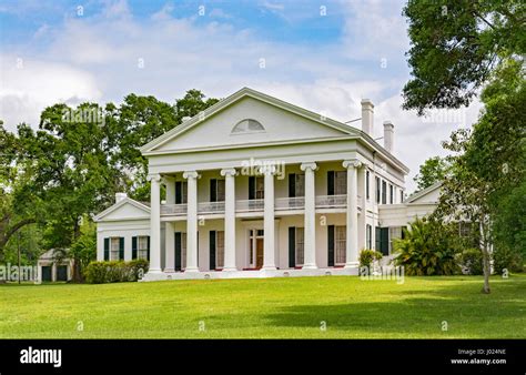 Louisiana Napoleonville Madewood Plantation House Circa1846 B Stock