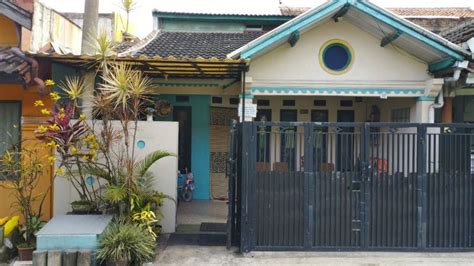 Rumah Semi 2 Lantai Di Komplek GBI Ciwastra Buahbatu