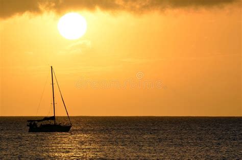 Hawaii Sunset with Sailboat Stock Photo - Image of ocean, sailing: 5785066