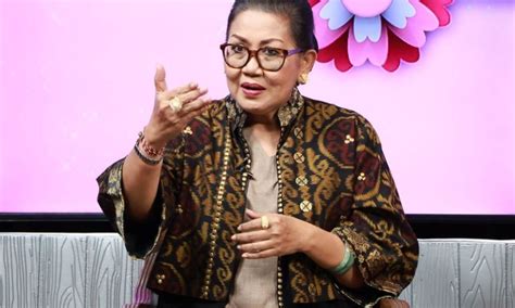 Jabarkan Sistem Perekonomian Adat Bali Ny Putri Koster Harapkan Peran