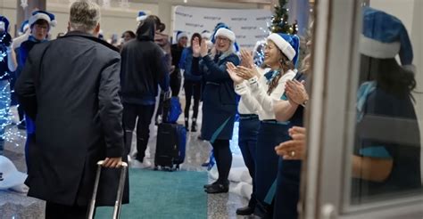 Westjet Weihnachtswunder Ein Flugzeug Voller Spenderinnen Und Spender