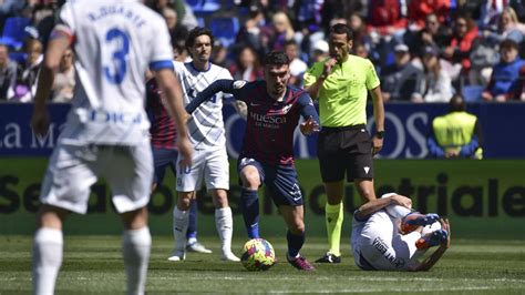 La Sd Huesca Pierde En El Alcoraz Jornadas Despu S Ante El Alav S