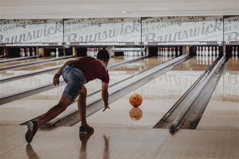 Bowling Chamartín La Bolera De Madrid En La Que La Diversión Está