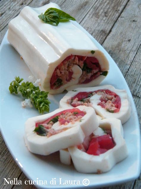 Rotolo Di Sfoglia Di Mozzarella Con Pomodoro E Tonno