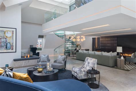 Elegant Contemporary Mayfair Penthouse With Sleek Glass Spiral Staircase