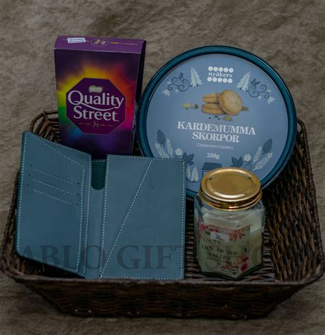 Corporate Christmas Gift Basket - Pablo Gift Shop