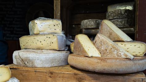 What Makes French Cantal Cheese Unique?