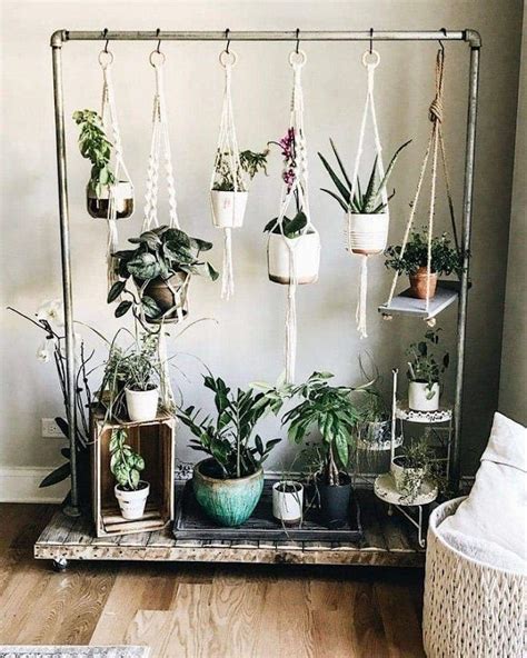 30 Diy Plant Stand Ideas For Indoors And Outdoors