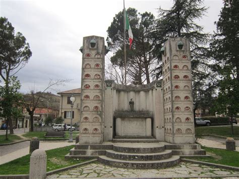 Monumento Ai Caduti Di Urbania PU Pietre Della Memoria