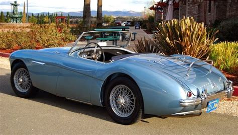 Austin Healey 100 1950s British Sports Car Styling At Its Best