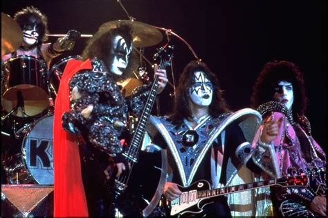 Dynasty Era Kiss Photo 24048570 Fanpop