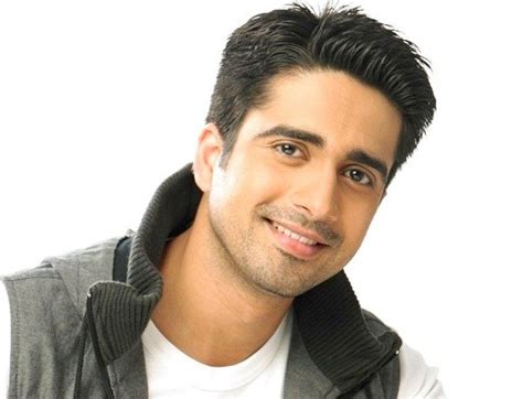 Avinash Sachdev Height, Age, Wife, Family, Biography & More » StarsUnfolded