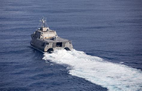 DVIDS - Images - USS Tulsa Underway [Image 7 of 8]