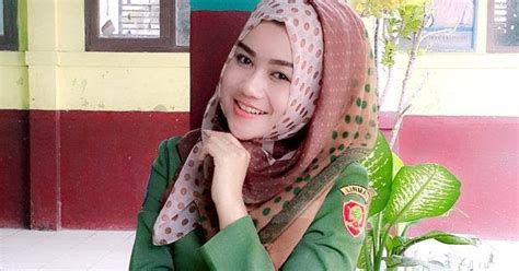 VIDEO PEGWAI PNS CANTIK MESUM FENOMENA HOT DEWASA